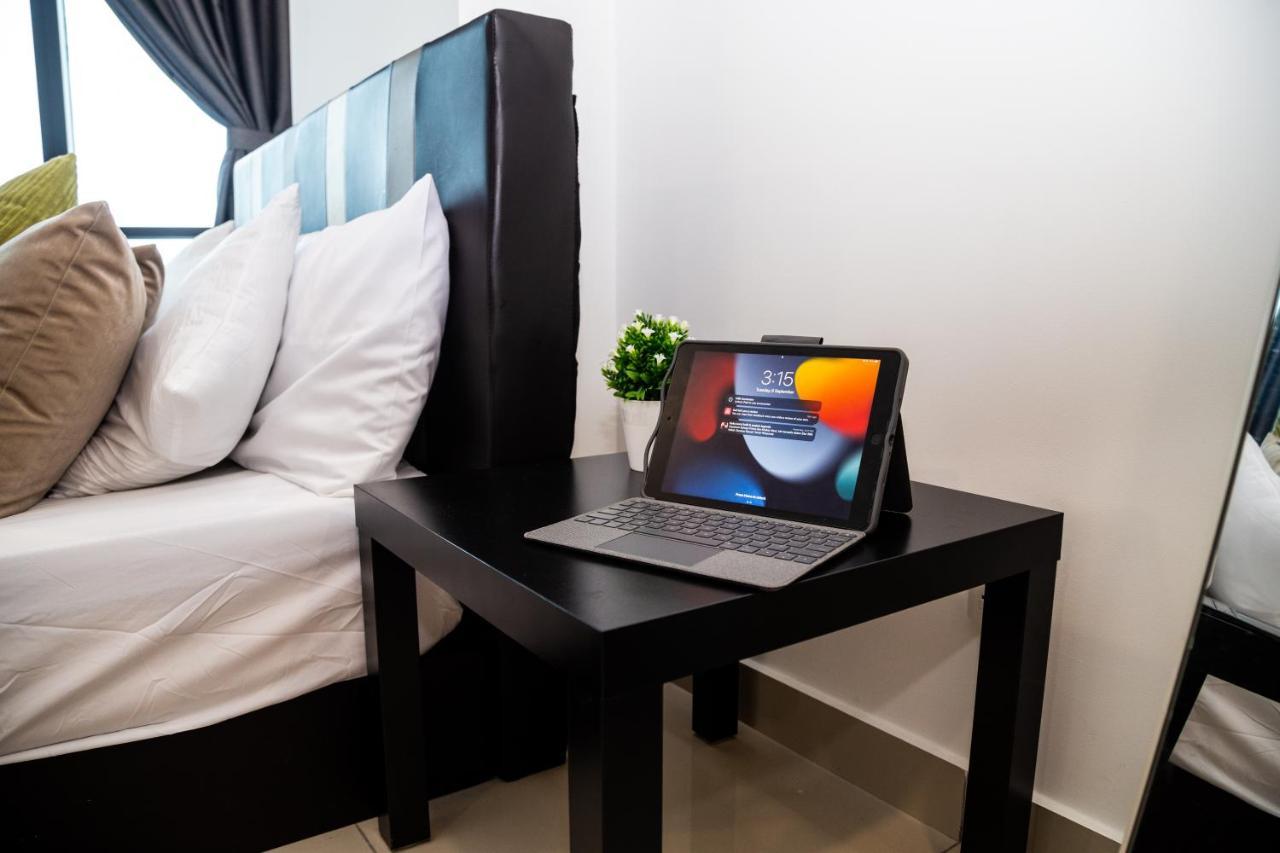 Studio Units At Pacific Tower Near Jaya One By Comfyasia 페탈링자야 외부 사진